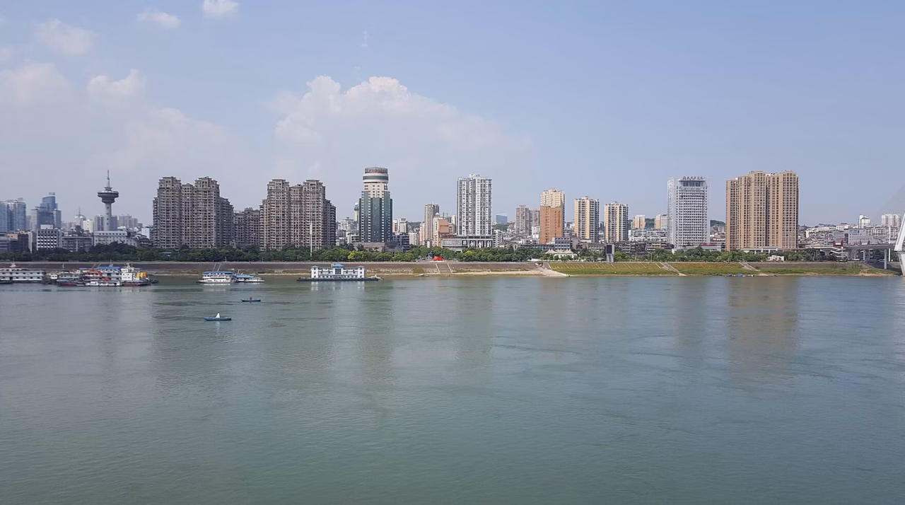 Qu&rsquo;est-ce qui rend Chongqing si tentaculaire en Chine ?